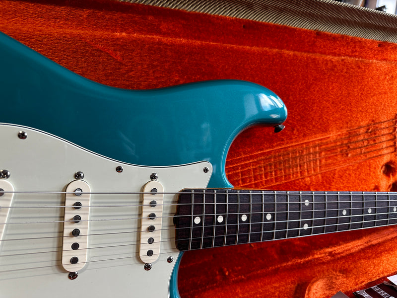 Fender American Vintage Reissue '62 Stratocaster Ocean Turquoise 2004