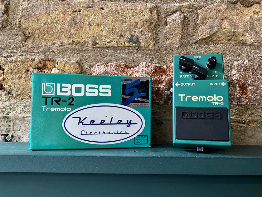 ギター BOSS Tremolo TR-2 (keeley mod) ISS16437-