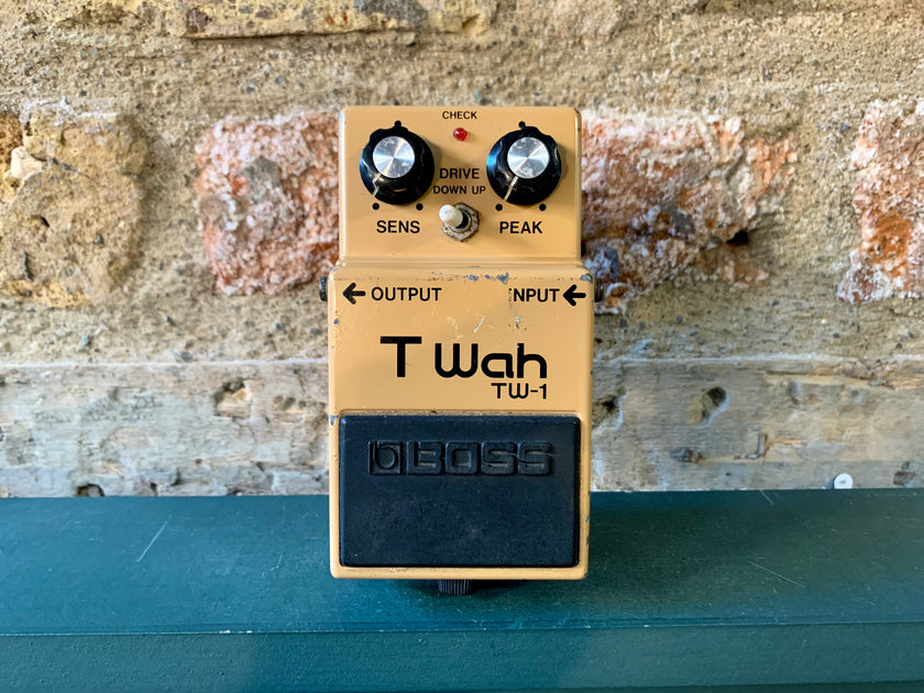 Boss TW-1 Touch Wah Black Label Made In Japan - Some Neck Guitars