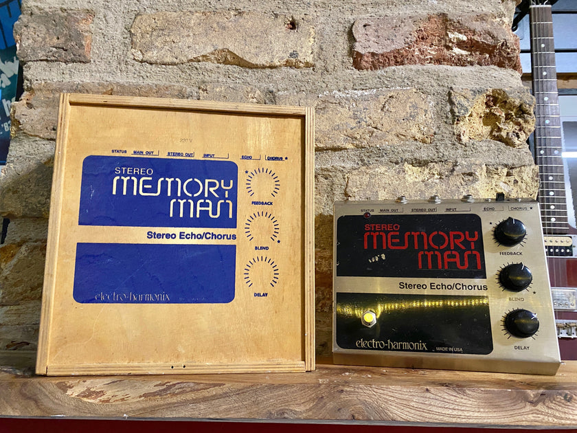 Electro Harmonix Memory Man Stereo Echo/Chorus Some Neck Guitars