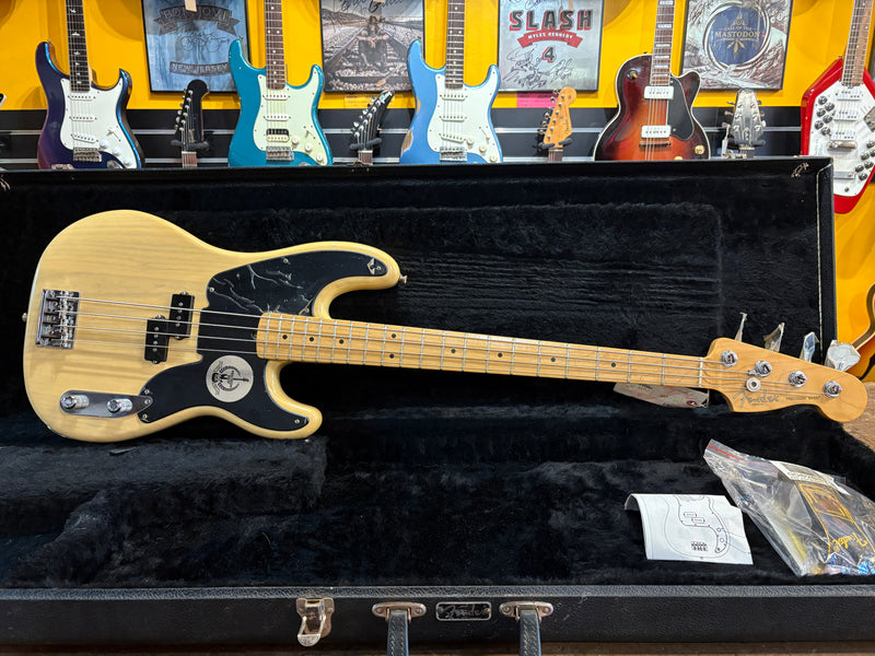 Fender Limited Edition 60th Anniversary Precision Bass Blackguard Blonde 2011