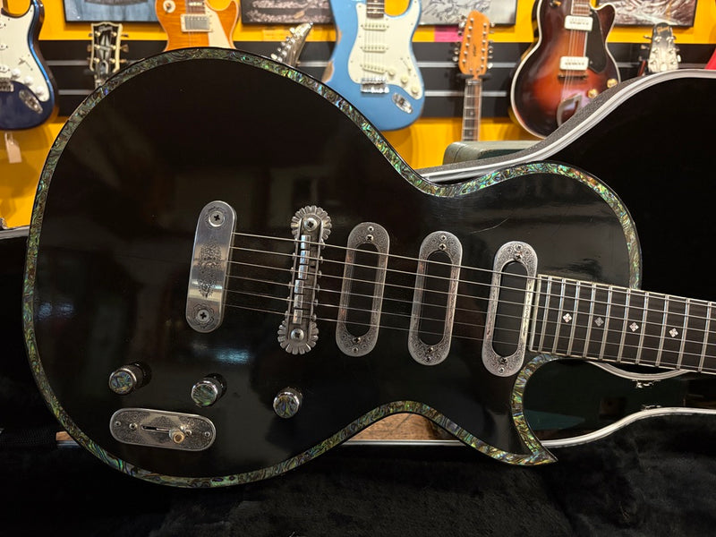 Degay Guitars Zemaitis Style Black