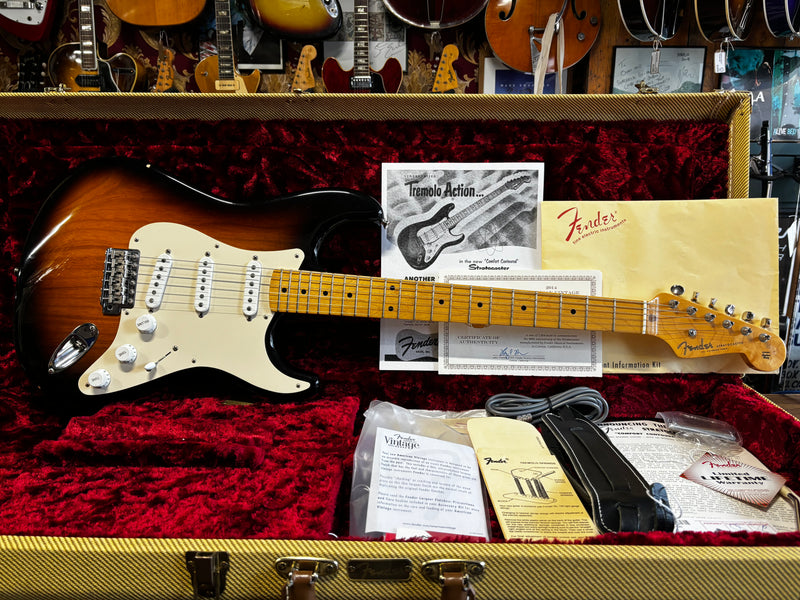 Fender 60th Anniversary American Vintage 1954 Stratocaster Sunburst 2014