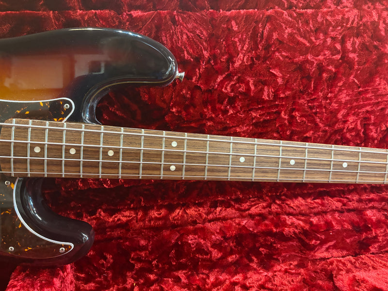 Fender PB-62 Precision Bass Reissue Sunburst