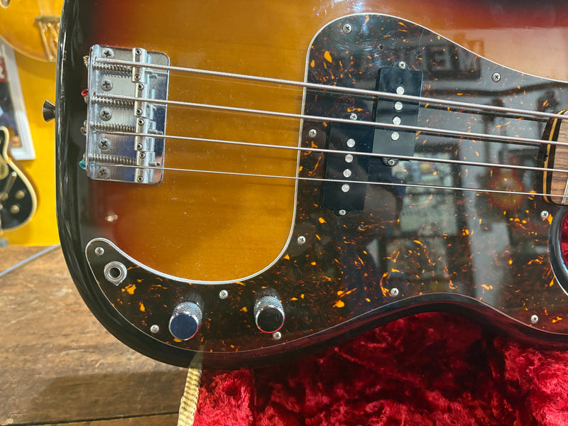 Fender PB-62 Precision Bass Reissue Sunburst