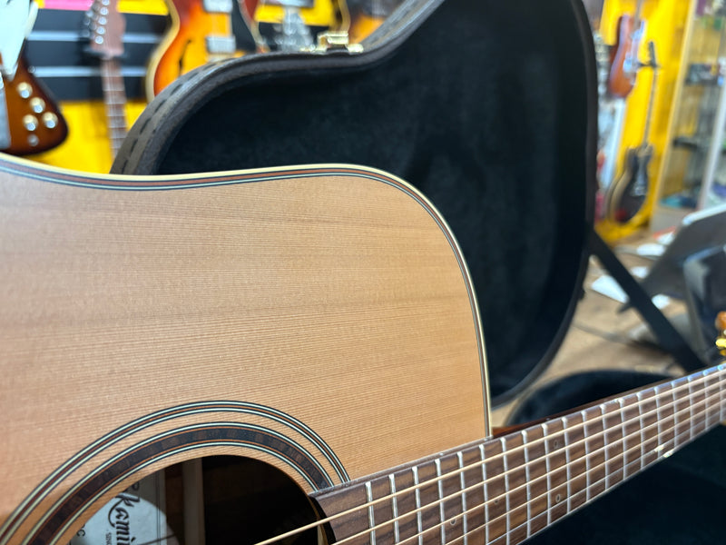 Takamine P3DC