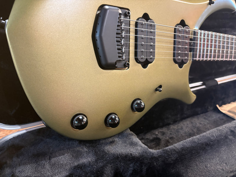 Ernie Ball Ball Family Reserve John Petrucci Signature Majesty 6 Dargie Green 2019