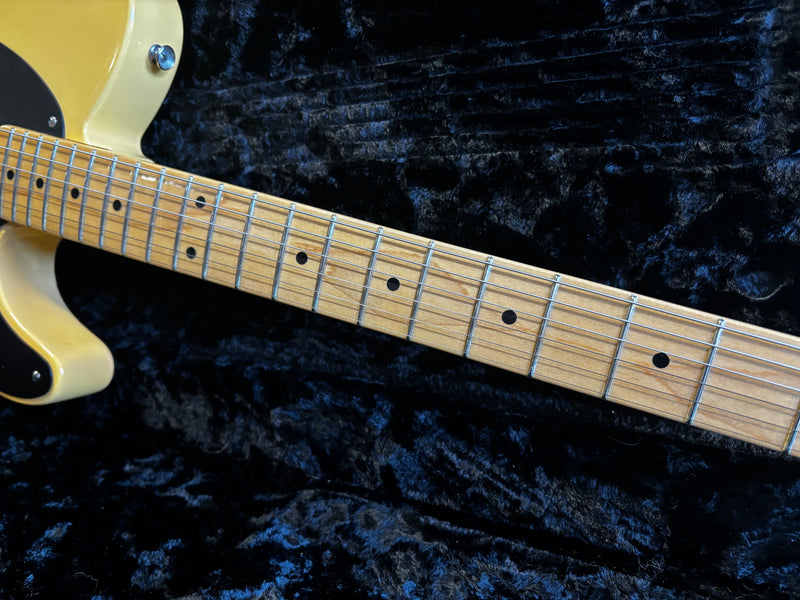 Fender American Vintage Reissue '52 Telecaster Butterscotch Blonde 2015