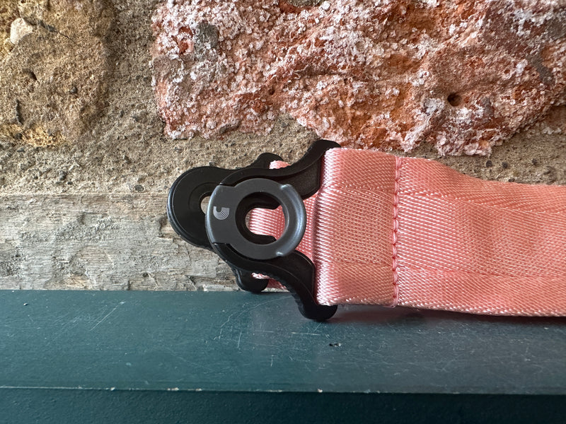 D’Addario Auto Lock Guitar Strap New Rose