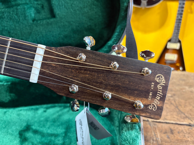 Martin D-X2E Billy Strings