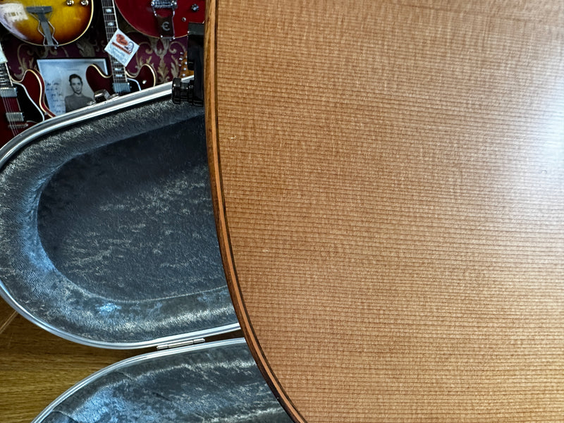 McIlroy A25 Western Red Cedar / English Black Walnut 2021