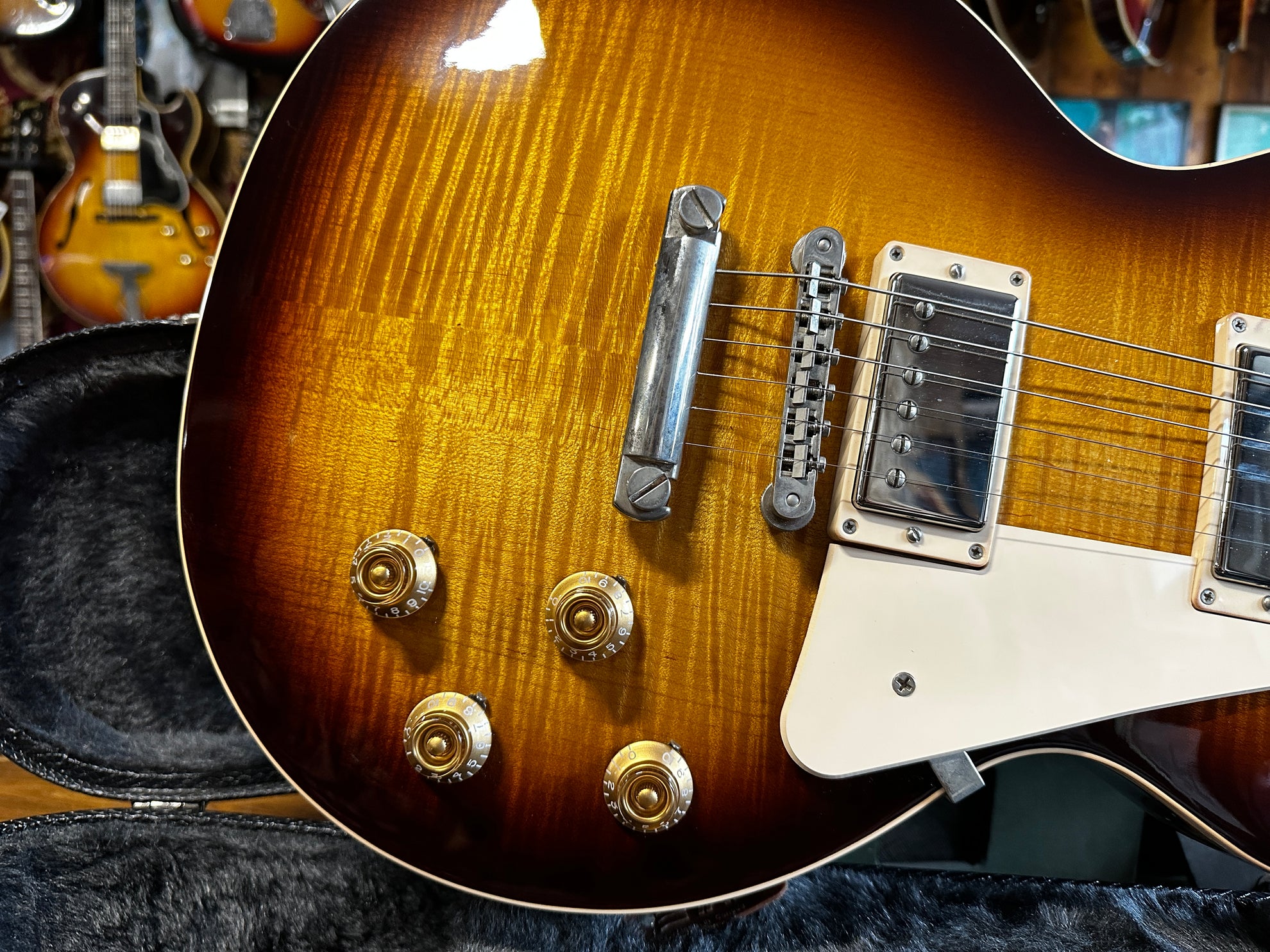 2018 gibson les paul traditional tobacco burst Gibson Les Paul Traditional Tobacco Sunburst 2018 2018 gibson les paul traditional tobacco burst Gibson Les Paul Traditional Tobacco Sunburst 2018