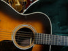 Martin Standard Series 000-28 Sunburst