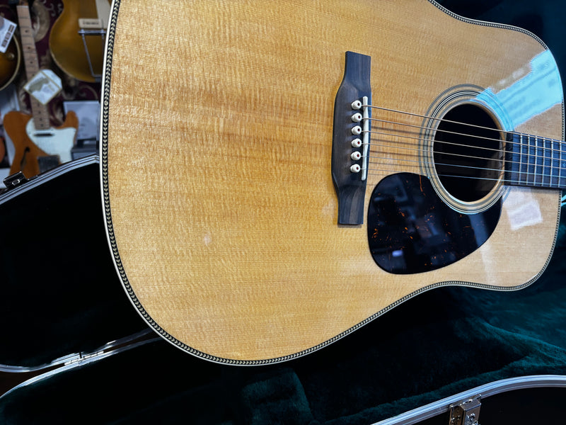 Martin Standard Series HD-28
