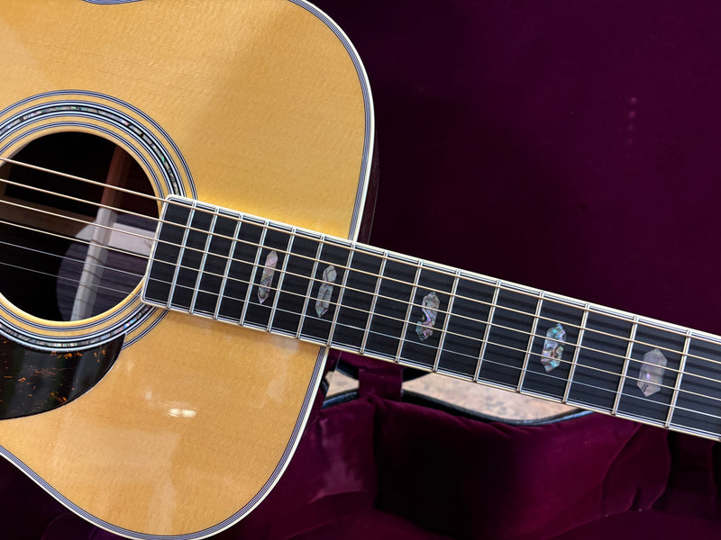 Martin J-40 Natural