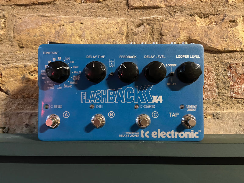 TC Electronic Flashback x4 Delay & Looper