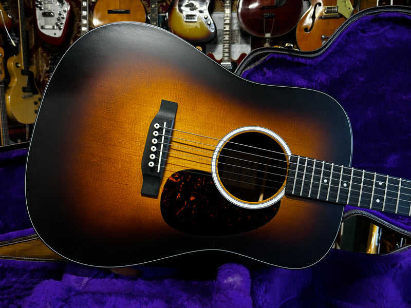 Martin DJR-10E Dreadnought Junior Sunburst 2020