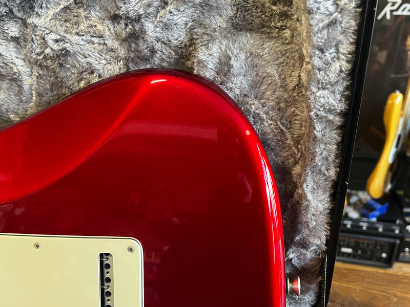 Fender American Special Stratocaster Candy Apple Red 2011