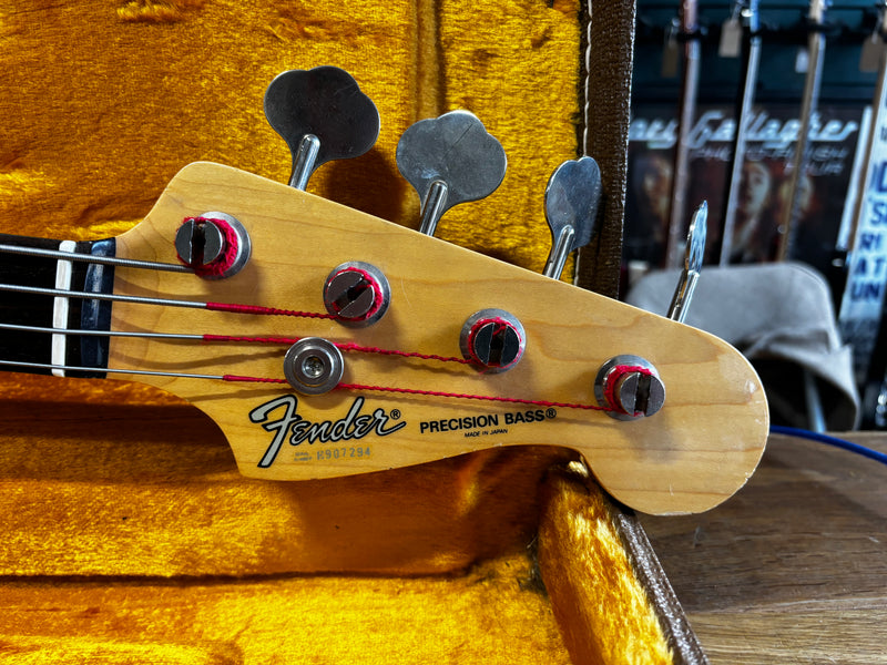 Fender '62 Precision Bass MIJ Candy Apple Red 1986