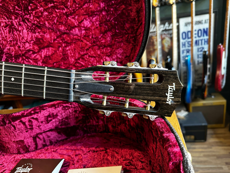 Taylor 522e 2019