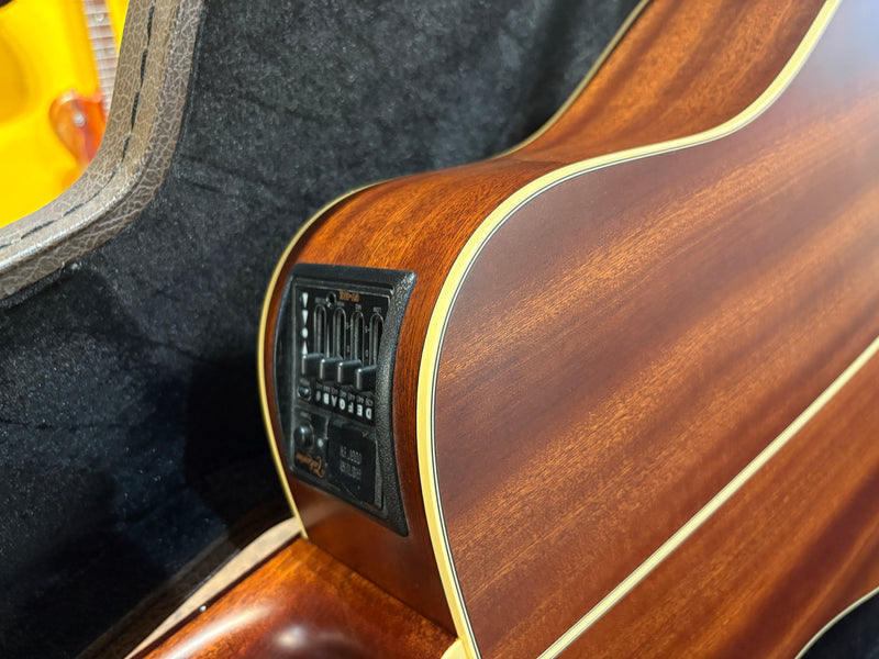 Takamine P3DC