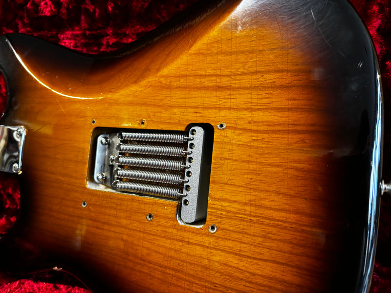 Fender 60th Anniversary American Vintage 1954 Stratocaster Sunburst 2014