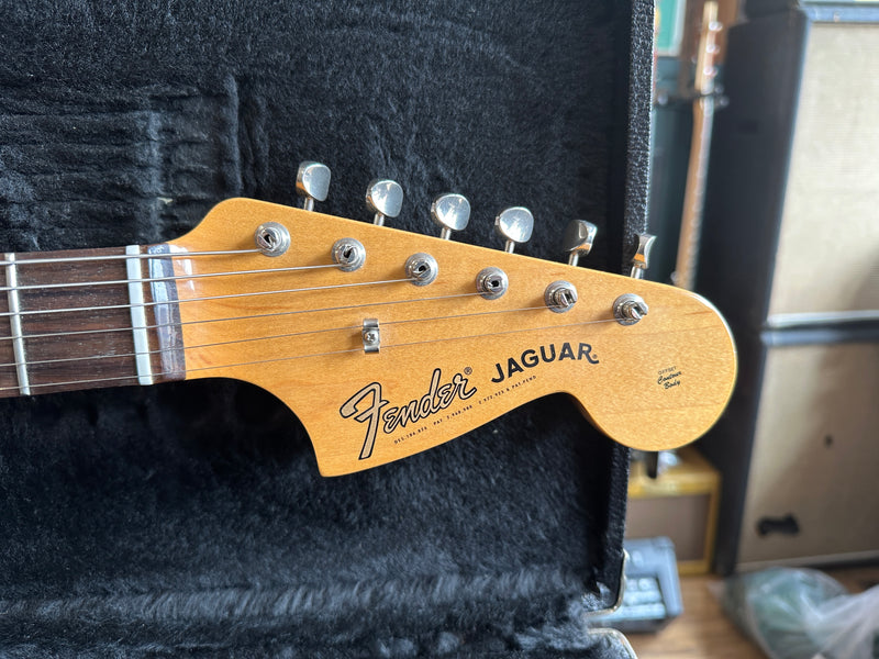 Fender Classic Player Jaguar Special Candy Apple Red 2013