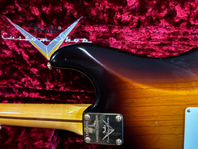 Fender Custom Shop Vintage Custom '57 Stratocaster Journeyman Relic Sunburst Limited Edition NAMM 2019