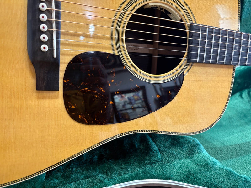 Martin HD-28E LR Baggs Anthem Natural 2021