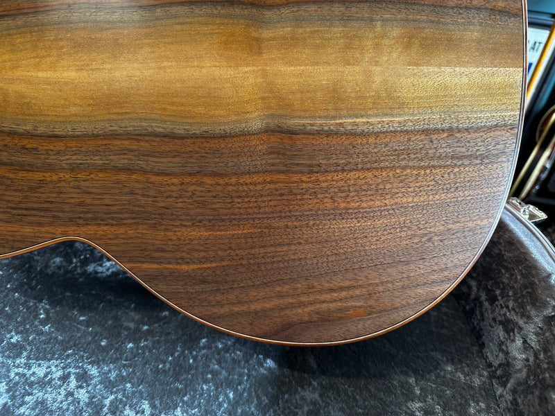 McIlroy A25 Western Red Cedar / English Black Walnut 2021