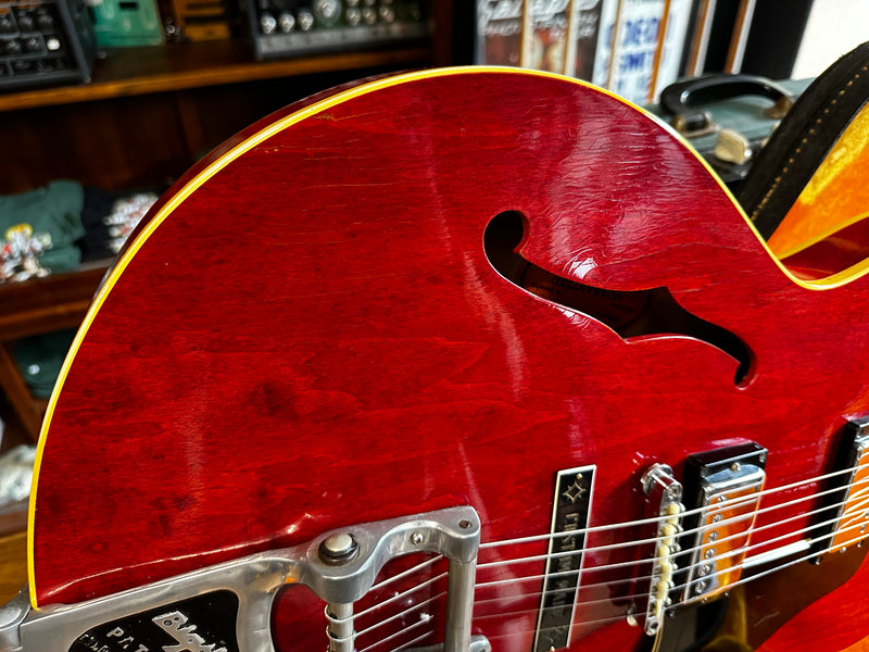Gibson ES-335 Factory Bigsby Cherry 1968
