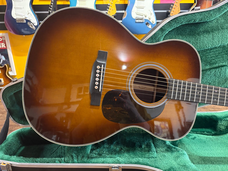 Martin Standard Series 000-28 Ambertone Refreshed