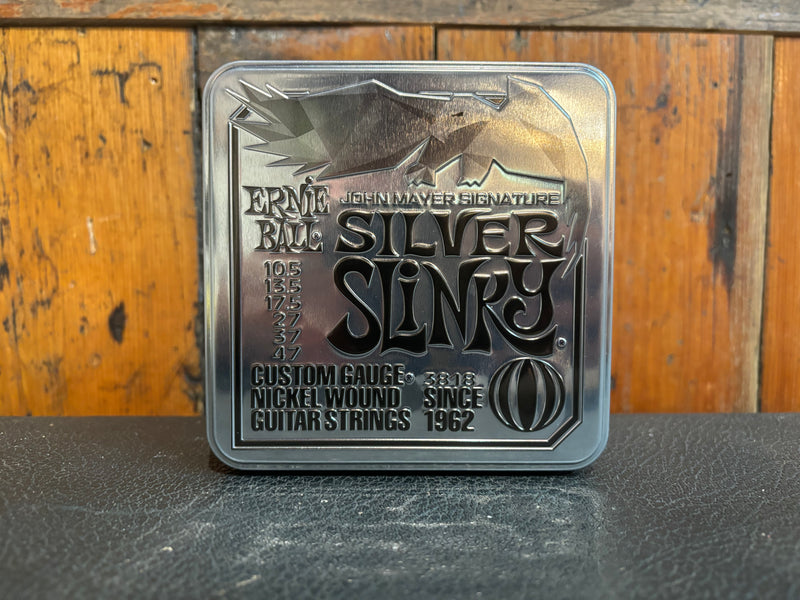 Ernie Ball Silver Slinky 3-Pack Tin 10.5-47