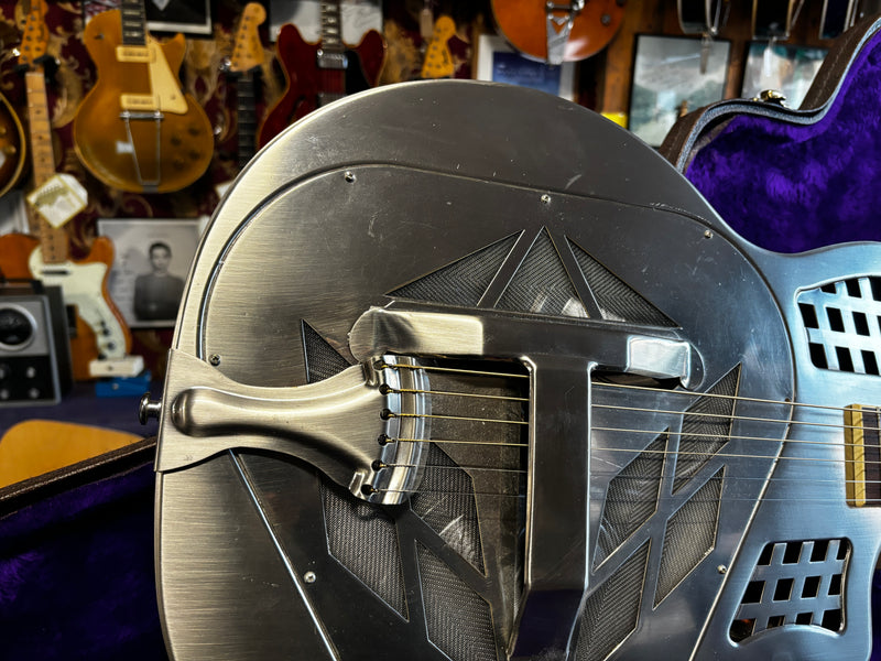Icarus Guitars Tricone Resonator