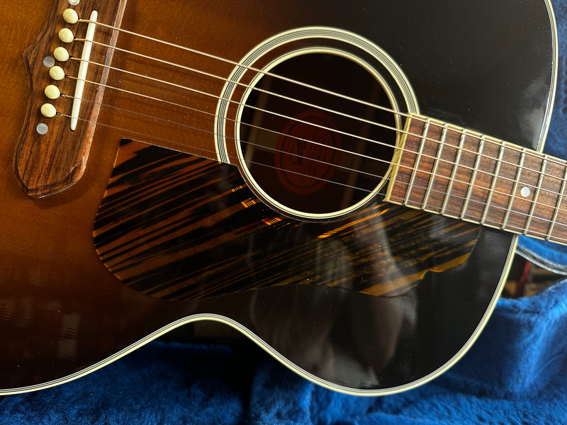 Gibson 1941 SJ-100 Vintage Sunburst 2013