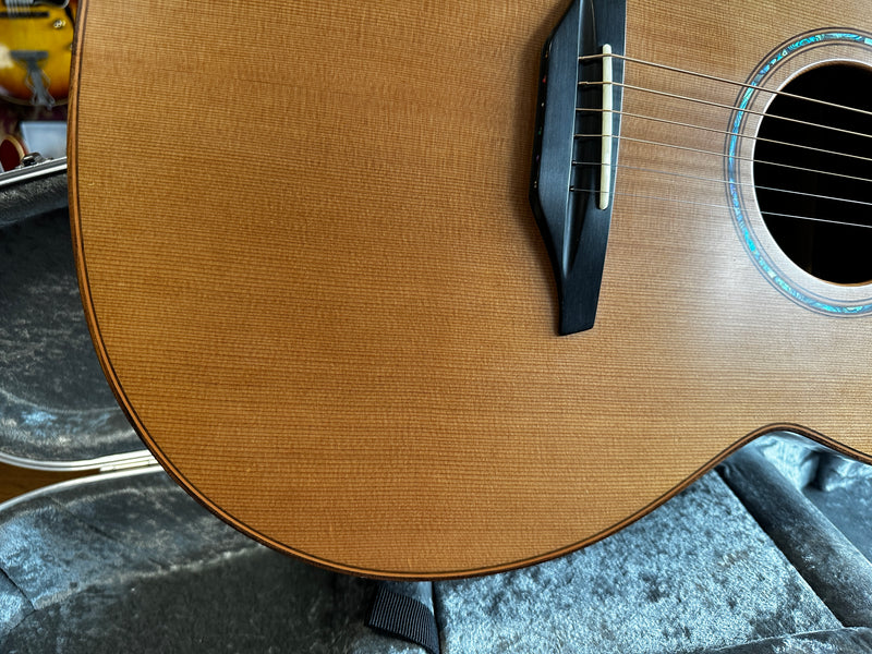 McIlroy A25 Western Red Cedar / English Black Walnut 2021