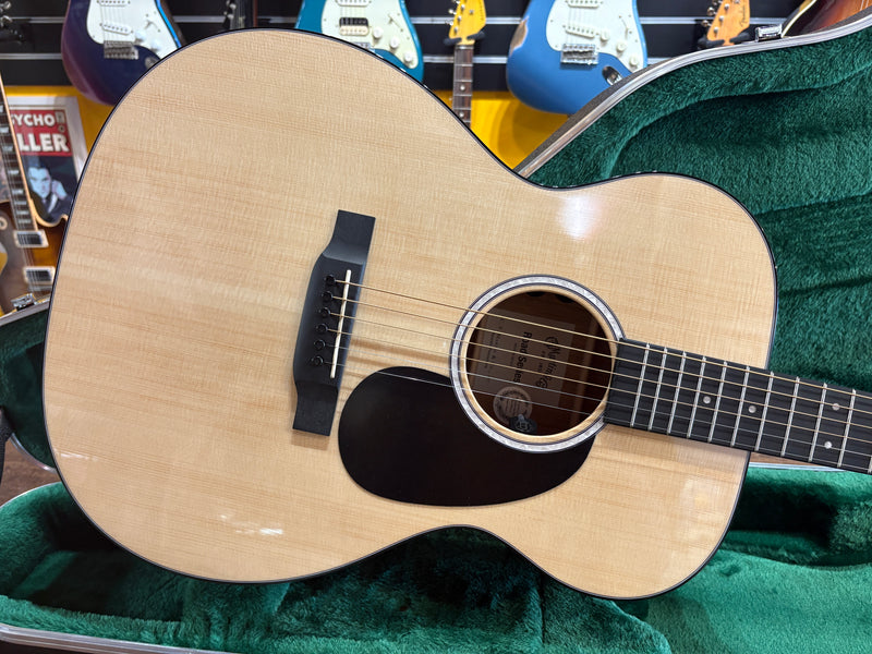 Martin 000-12E Koa