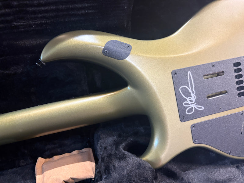 Ernie Ball Ball Family Reserve John Petrucci Signature Majesty 6 Dargie Green 2019