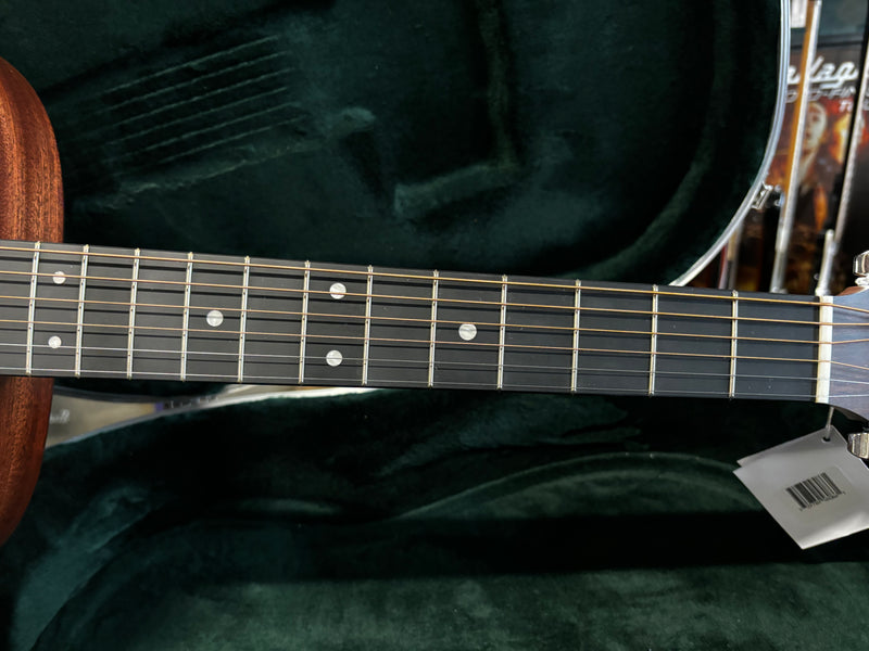 Martin 000-10E Road Series Sapele