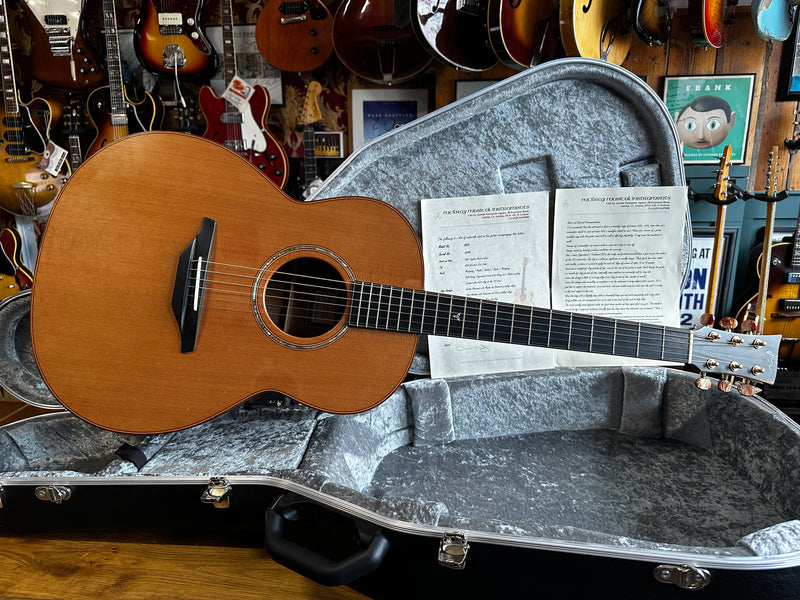 McIlroy A25 Western Red Cedar / English Black Walnut 2021