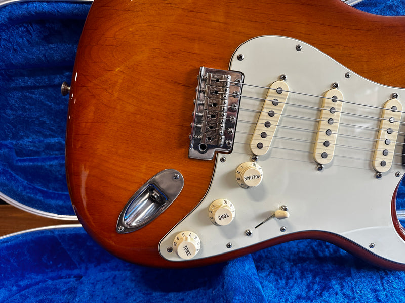 Fender American Performer Stratocaster Honey Burst 2019