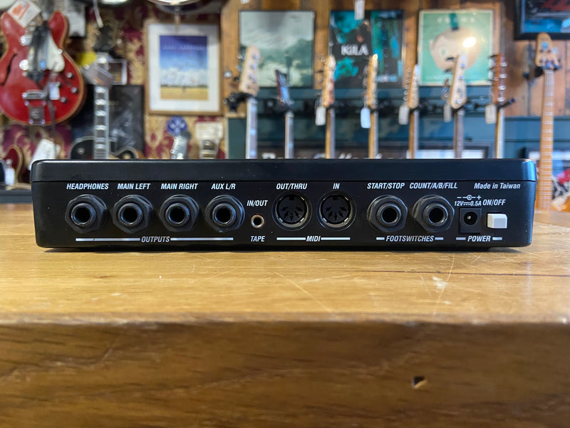 Alesis SR-16 Drum Machine