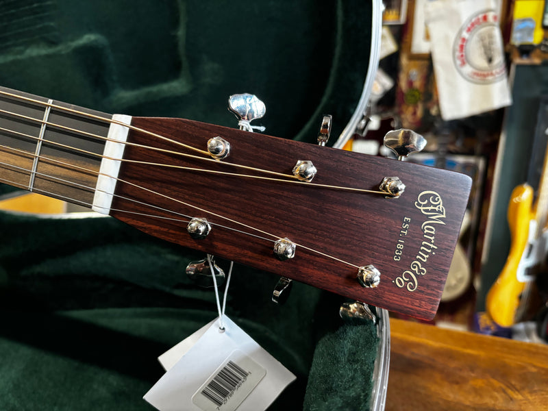 Martin Standard Series HD-28