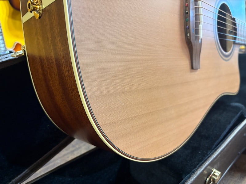 Takamine P3DC