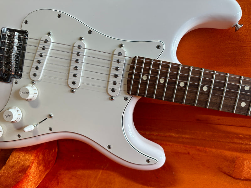 Fender Mexican Stratocaster Standard Olympic White 2019