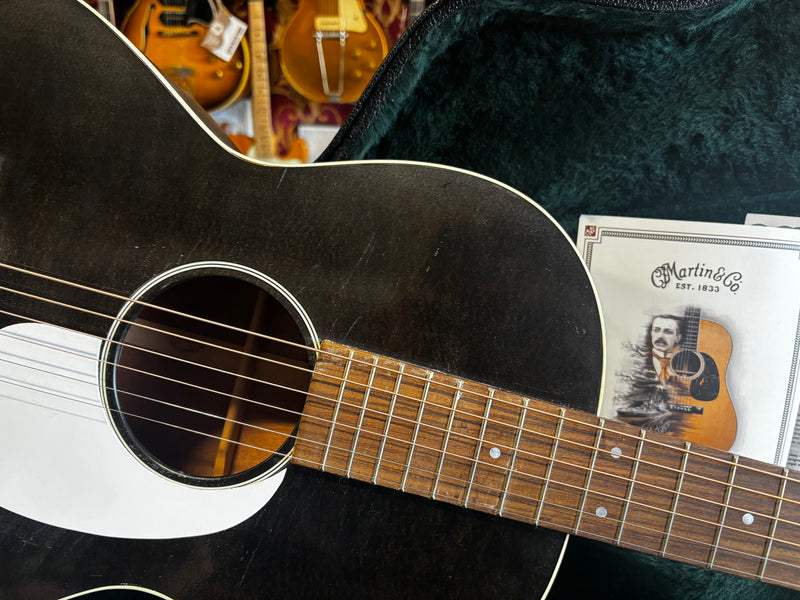 Martin 00-17s Black Smoke 2016