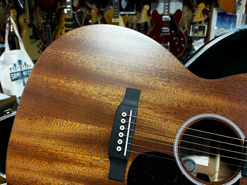 Martin 000-10E Road Series Sapele