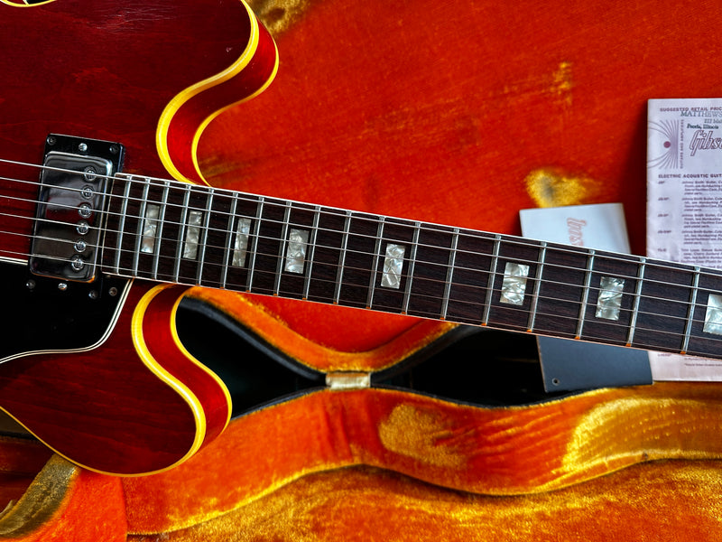 Gibson ES-335 Factory Bigsby Cherry 1968