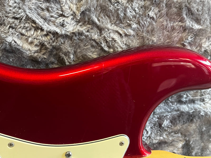 Fender American Special Stratocaster Candy Apple Red 2011