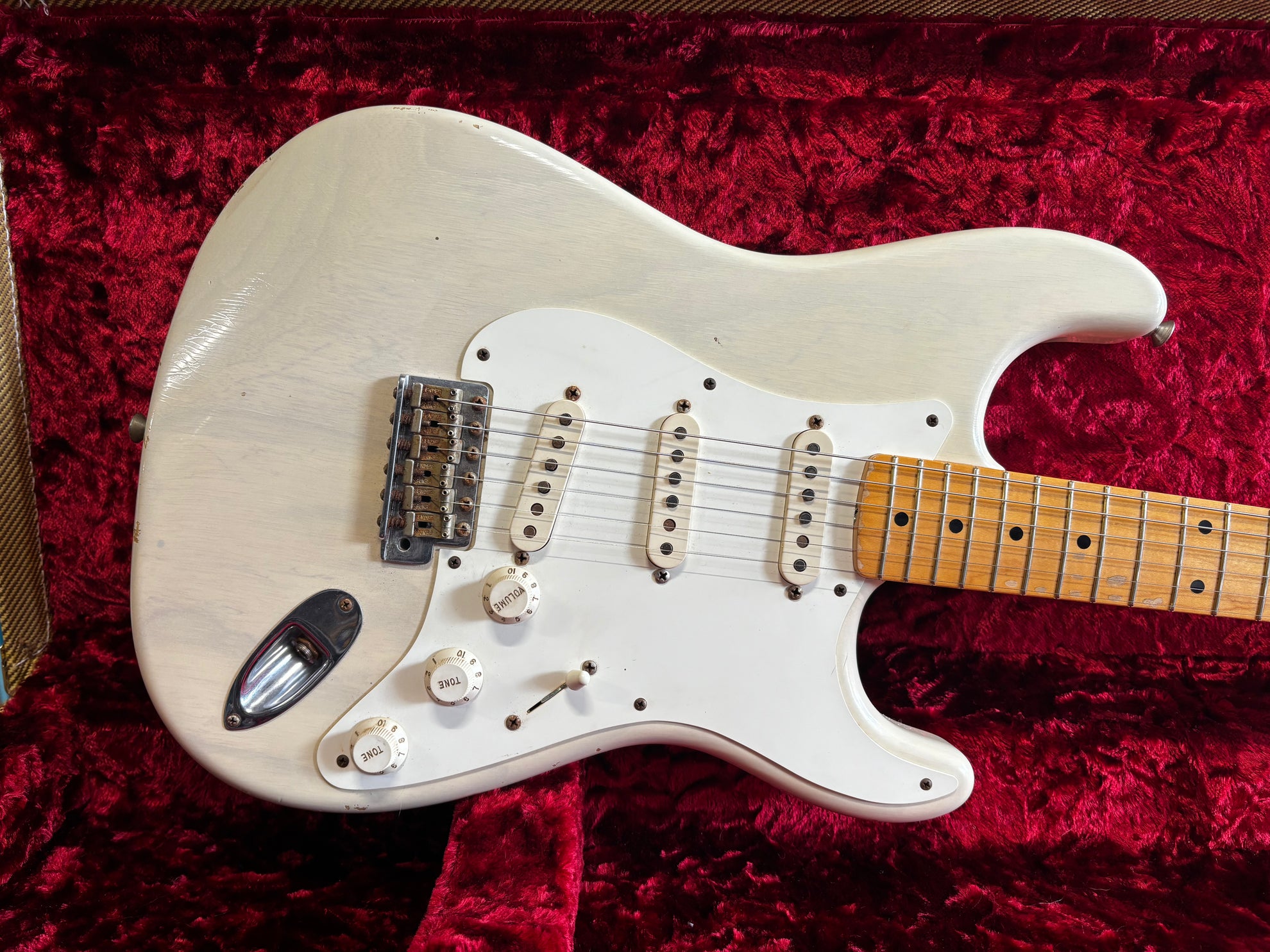 Fender Custom Shop '56 Stratocaster Relic Vintage Blonde 2007 Fender Custom Shop '56 Stratocaster Relic Vintage Blonde 2007